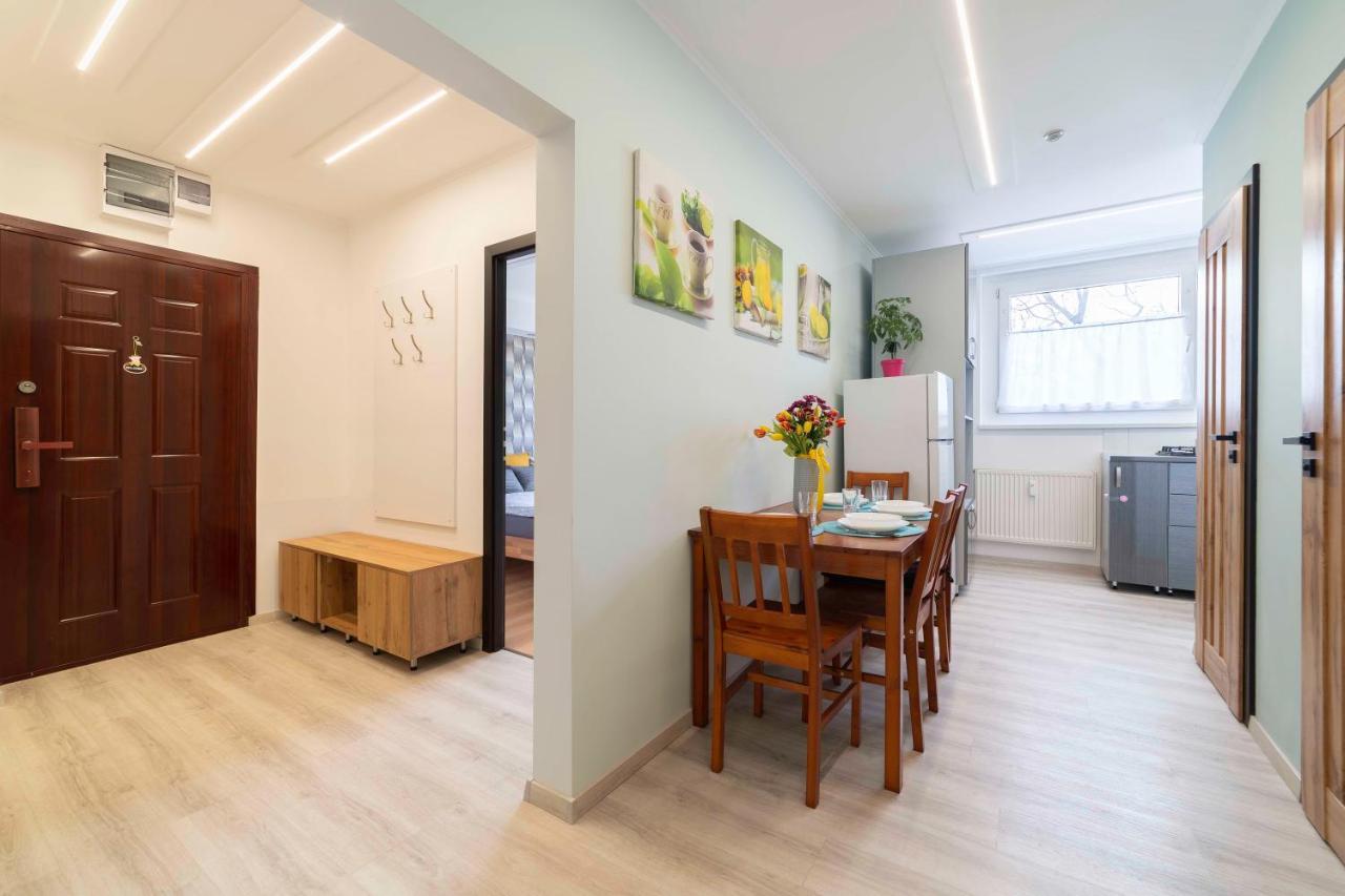 Comfort 66 - Real-Life 3-Room Family Stay With 4 Beds Мишкольц Экстерьер фото